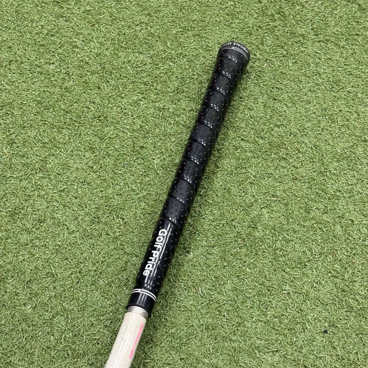 TaylorMade r7 425 Golf Driver / 9.5 Degree / Regular Flex