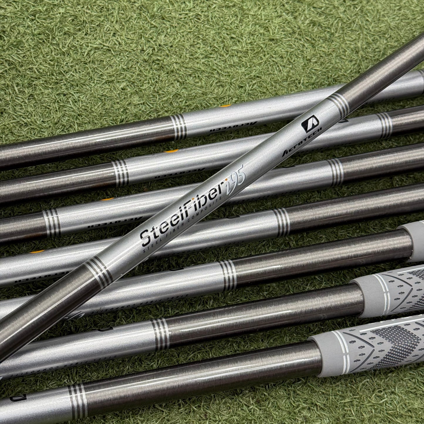 Mizuno Pro 243 Iron Set / 4-PW / Regular Flex