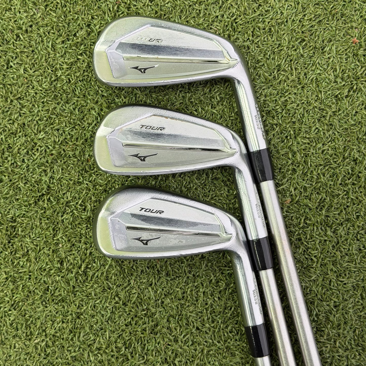 Mizuno JPX 921 Tour Golf Iron Set / 5-PW / Stiff Flex