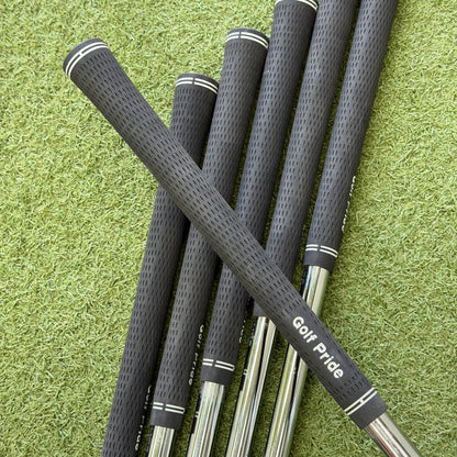 Srixon ZXi4/ZXi5 Forged Combo Golf Iron Set / 5-PW / Stiff Flex - Pre Owned Golf 
