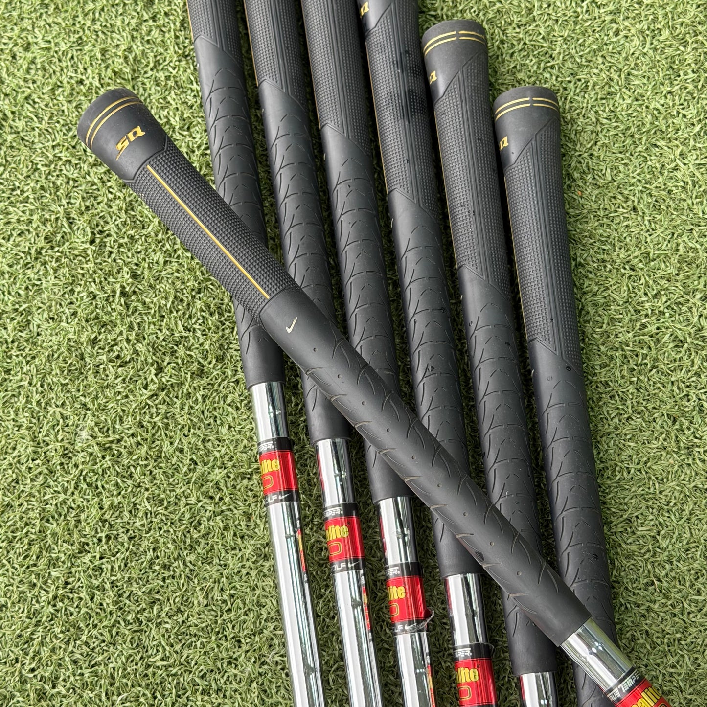 Nike SQ Machspeed Golf Iron Set / 4-PW / Regular Flex