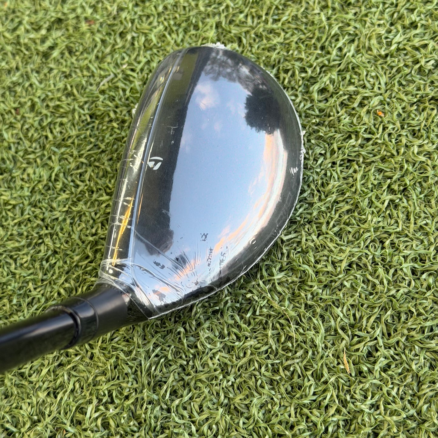 TaylorMade Qi10 #3 Hybrid / 19 Degree / Stiff Flex