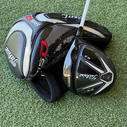 Titleist 915D3 Golf Driver / 9.5 Degree / Stiff Flex