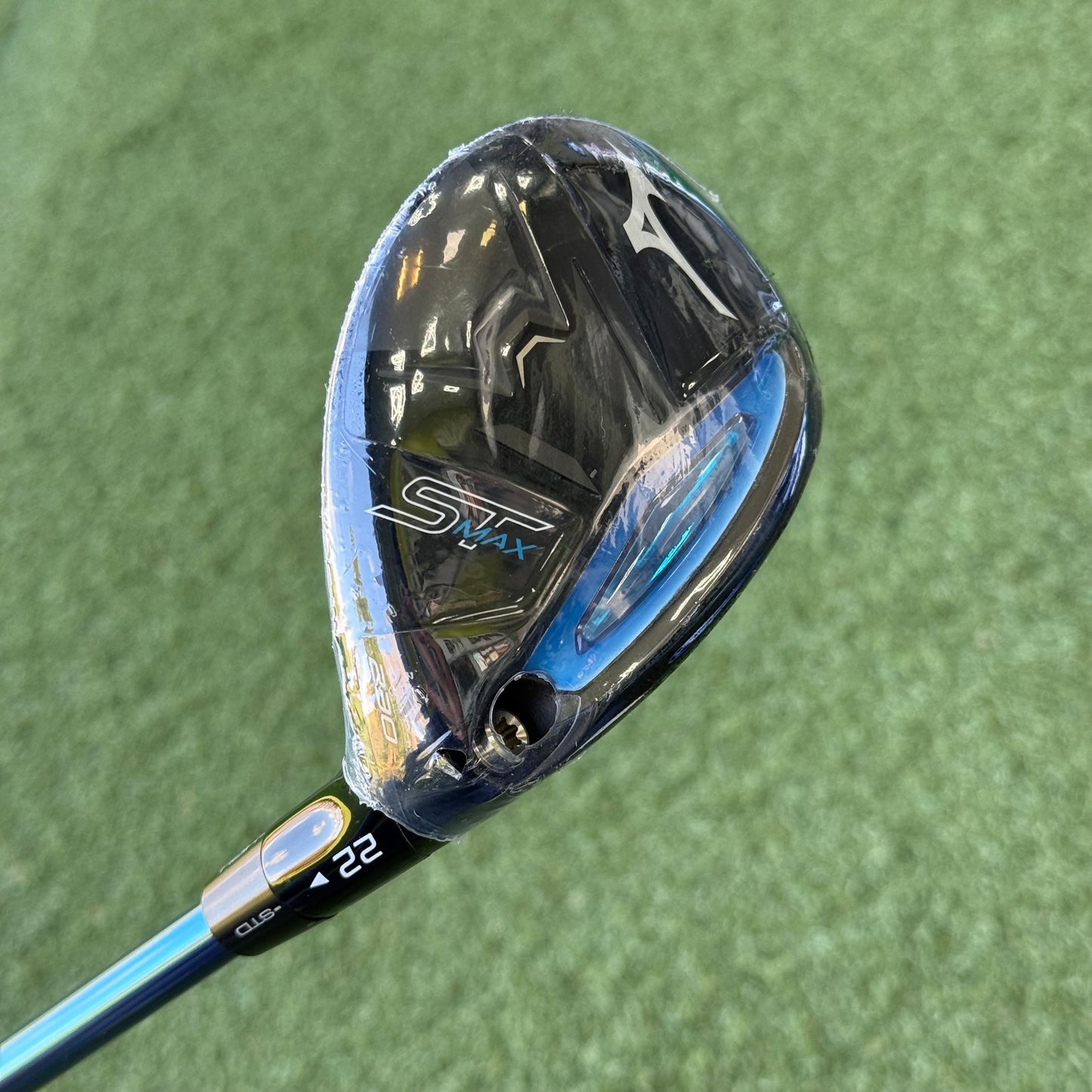 Mizuno ST-Max 230 #4 Hybrid / 22 Degree / Stiff Flex