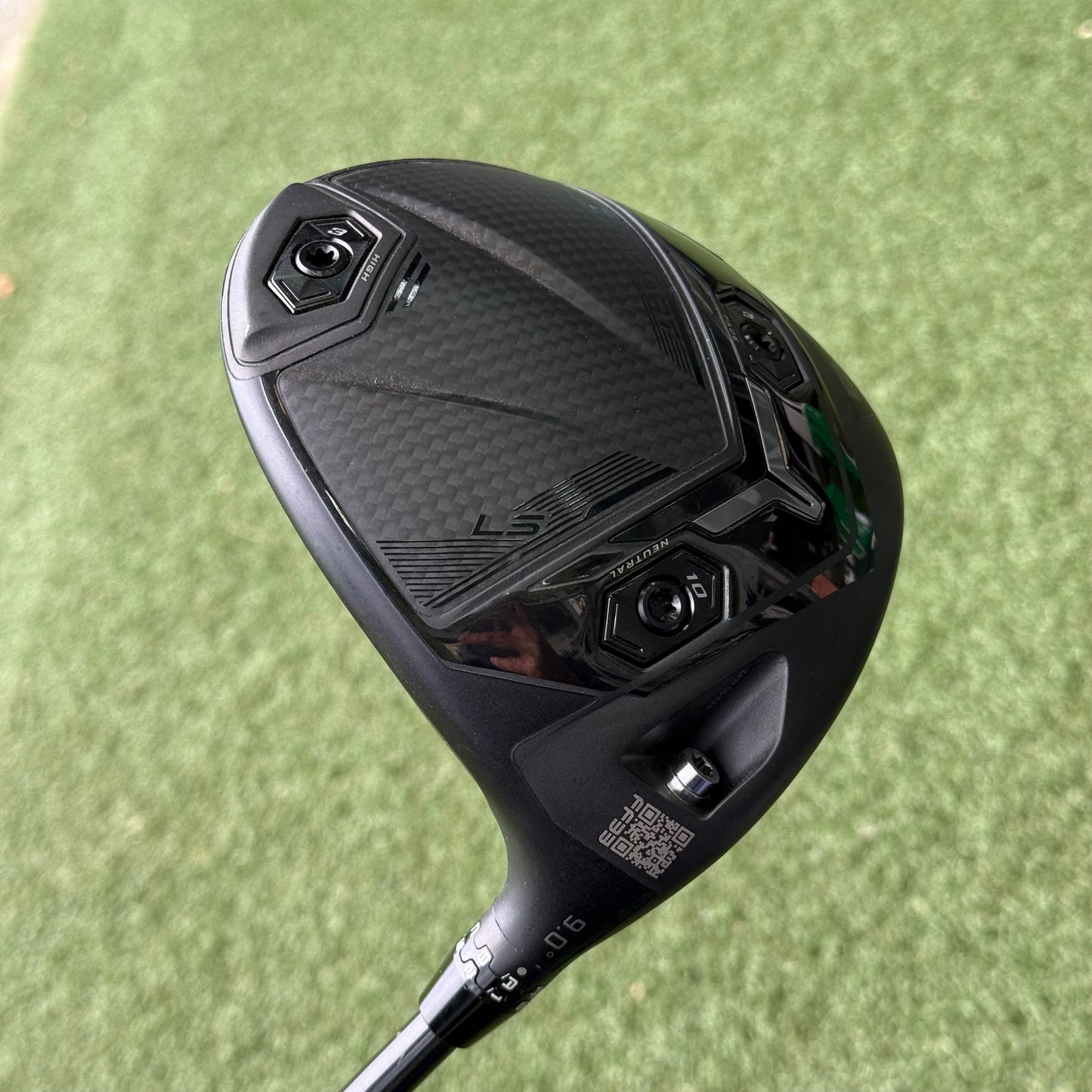 Cobra DS-Adapt LS Golf Driver / 9 Degree / Stiff Flex
