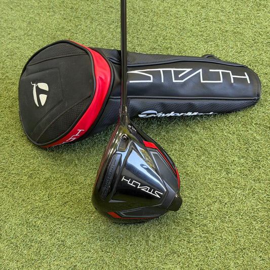 TaylorMade Stealth Golf Driver / 10.5 Driver / Regular Flex