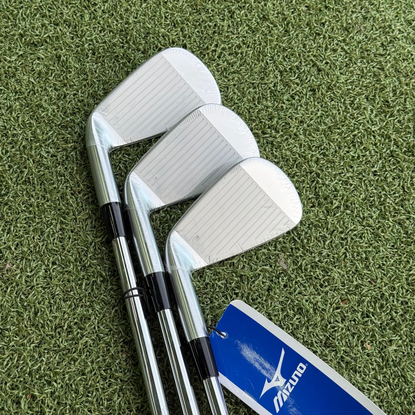 Mizuno JPX 923 Tour Iron Set / 5-PW / Stiff Flex