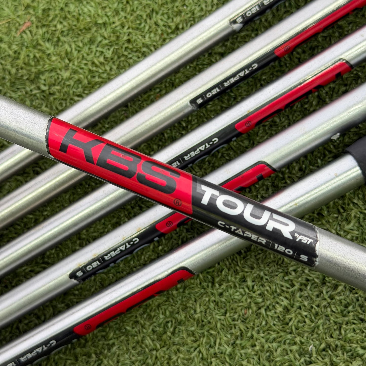 Mizuno JPX 921 Tour Golf Iron Set / 5-PW / Stiff Flex