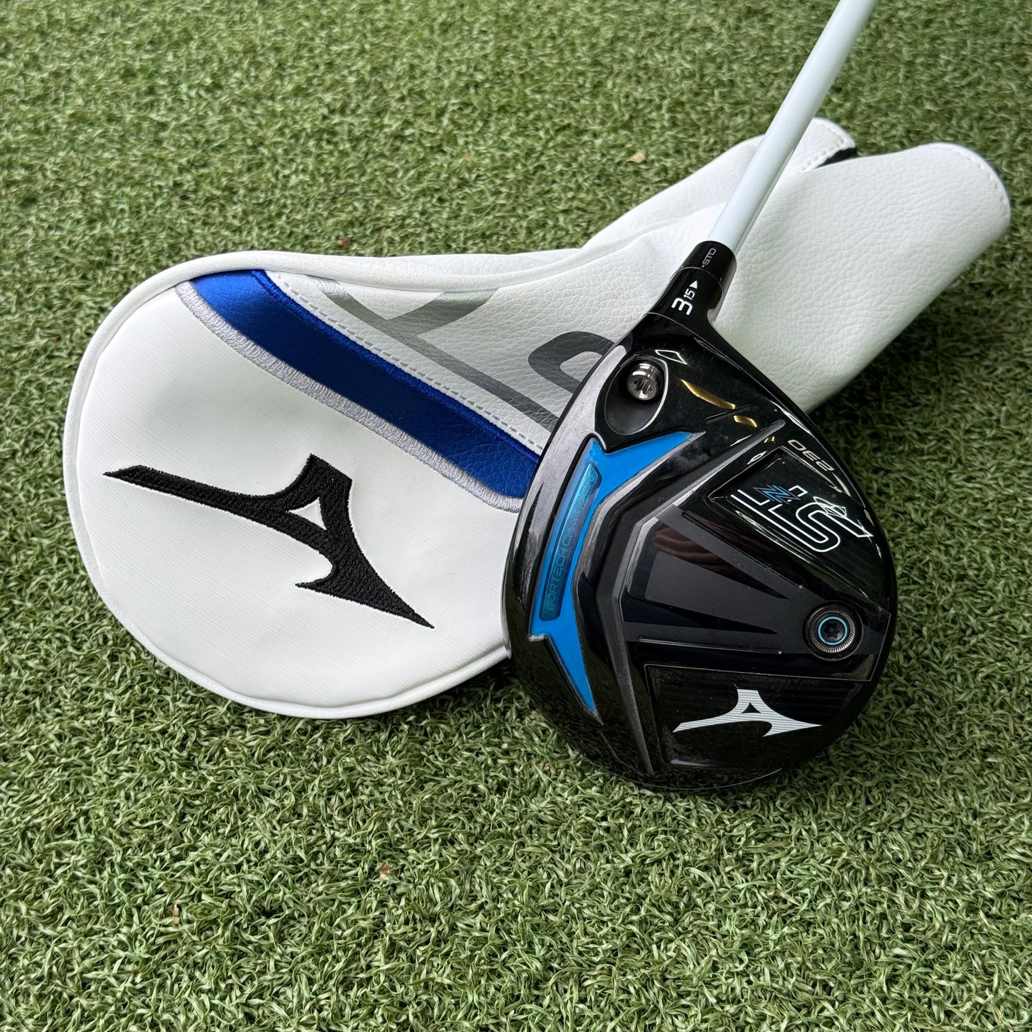 Mizuno ST-Max 230 #3 Fairway / 15 Degree / Stiff Flex