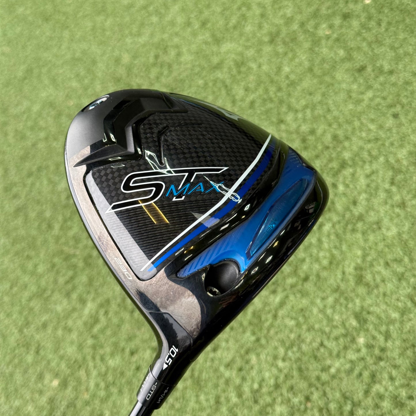 Mizuno ST-Max 230 Golf Driver / 10.5 Degree / Regular Flex