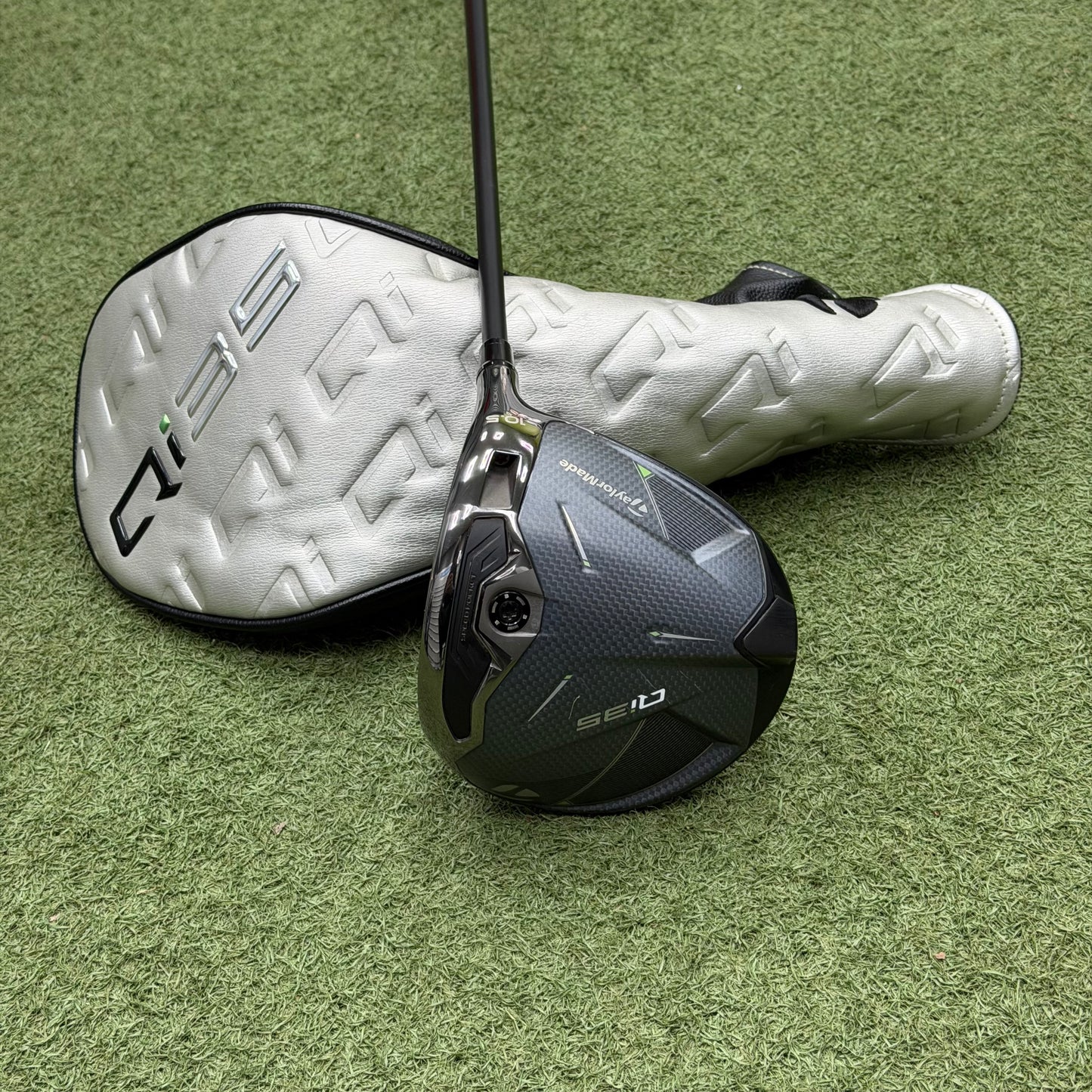 TaylorMade Qi35 Core Golf Driver / 10.5 Degree / Stiff Flex - Pre Owned Golf 