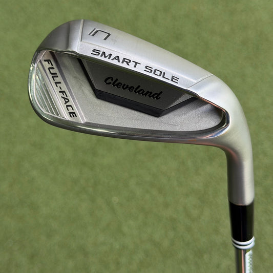 Cleveland Smart Sole Full-Face Chipper / 42 Degree