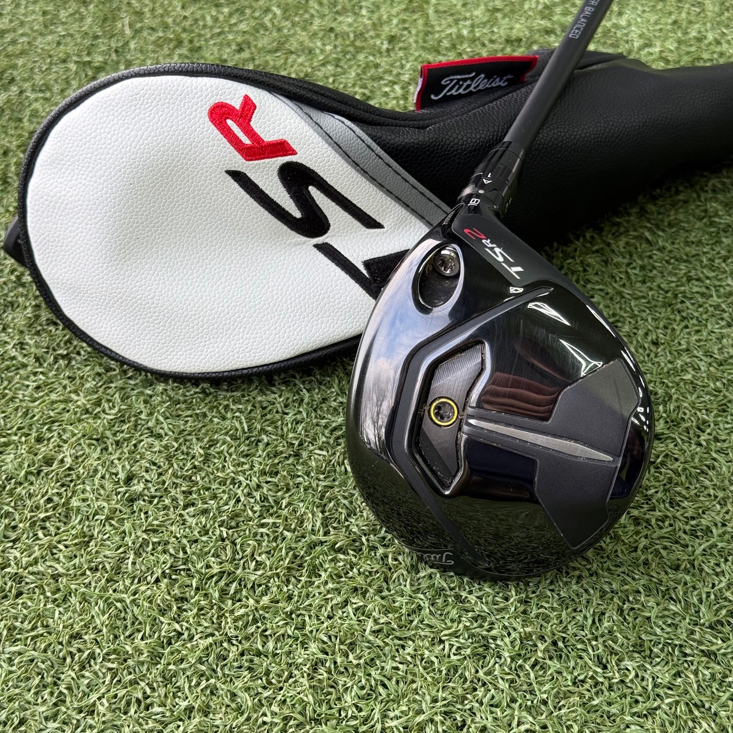 Titleist TSR2 #5 Fairway / 18 Degree / Regular Flex