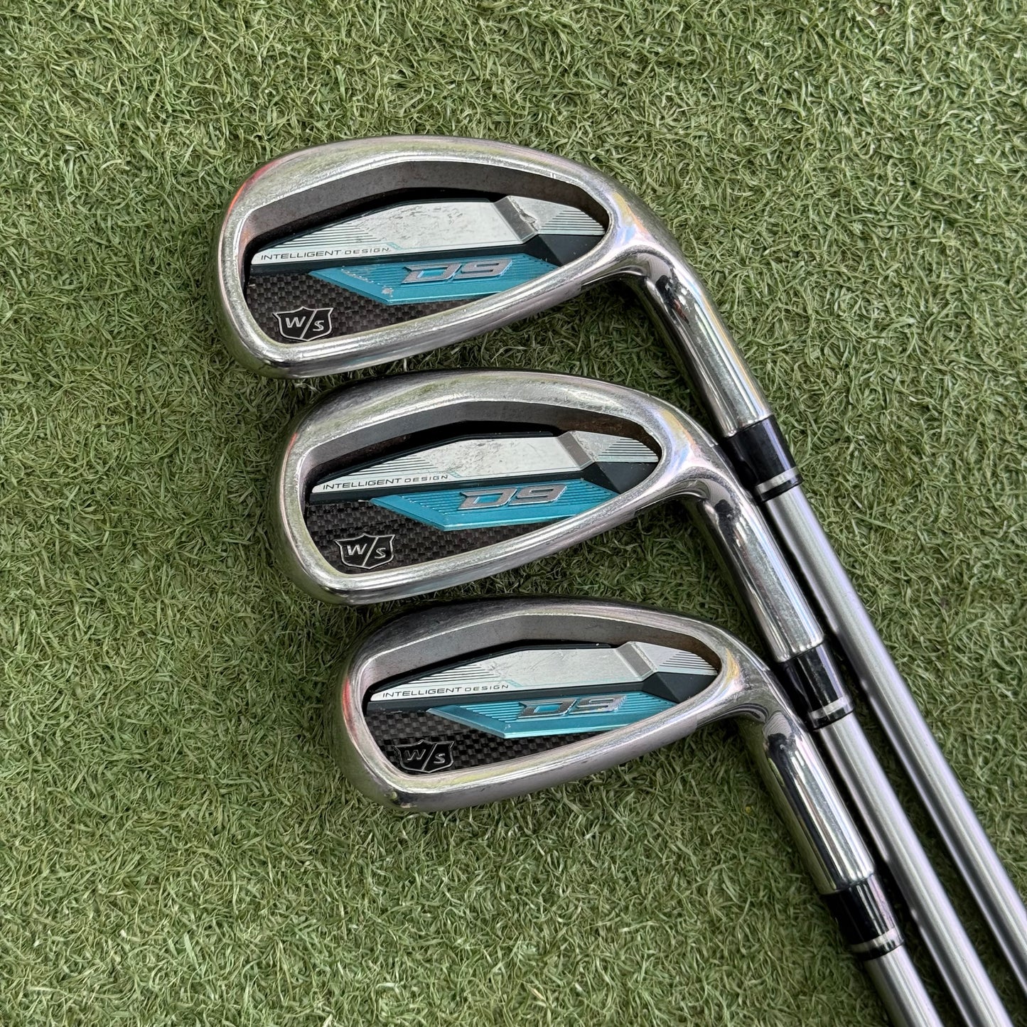 Wilson Staff D9 Iron Set / 5-PW+SW / Ladies Flex