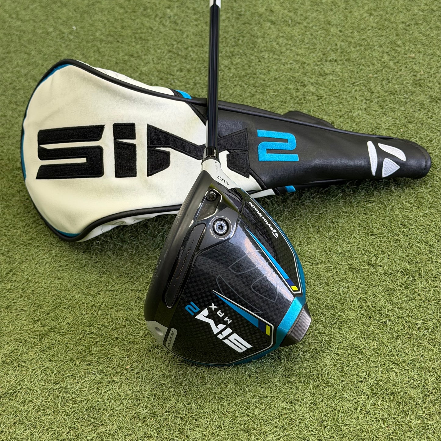 TaylorMade SIM2 Max Driver / 9 Degree / Stiff Flex