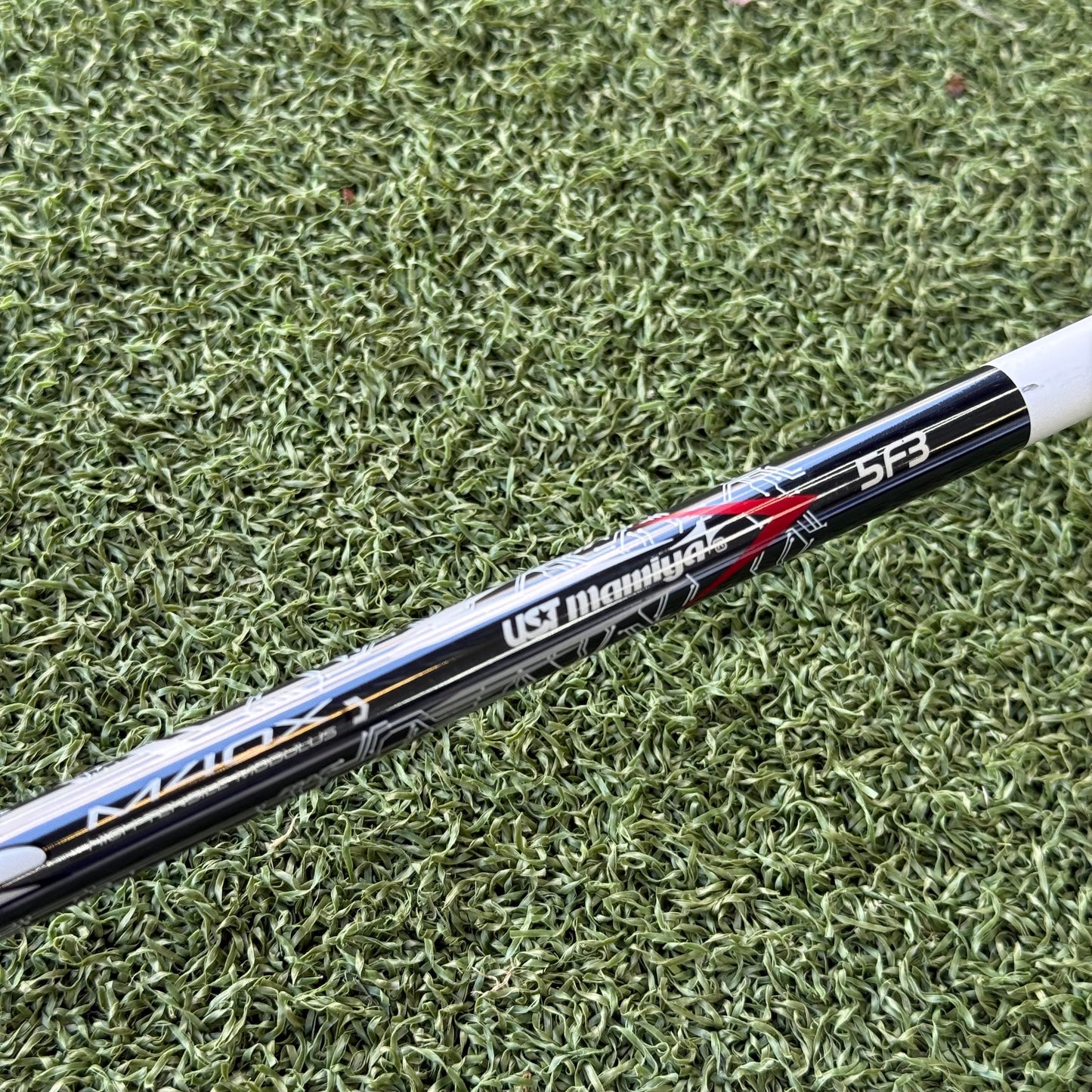 Mizuno ST-MAX 230 Golf Driver / 9.5 Degree / Regular Flex