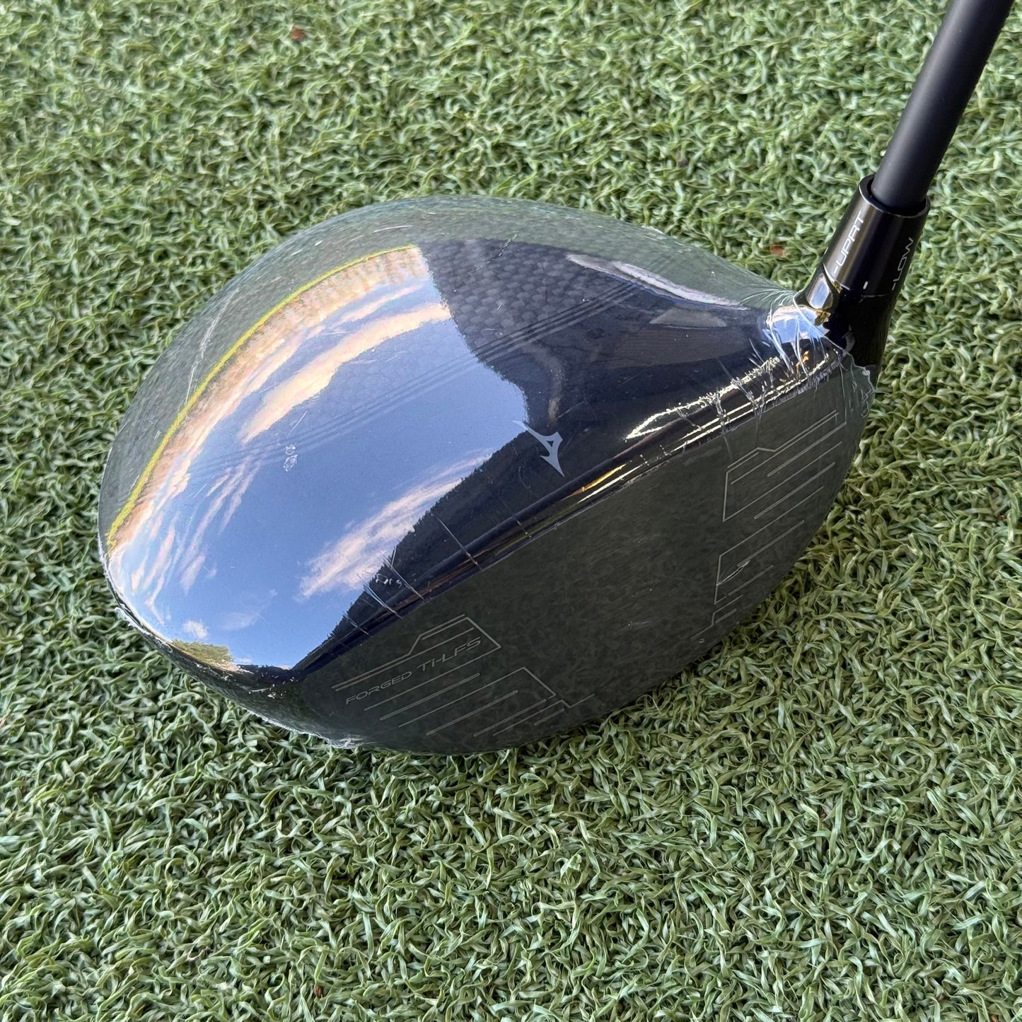 Mizuno ST-MAX 230 Golf Driver / 9.5 Degree / Stiff Flex