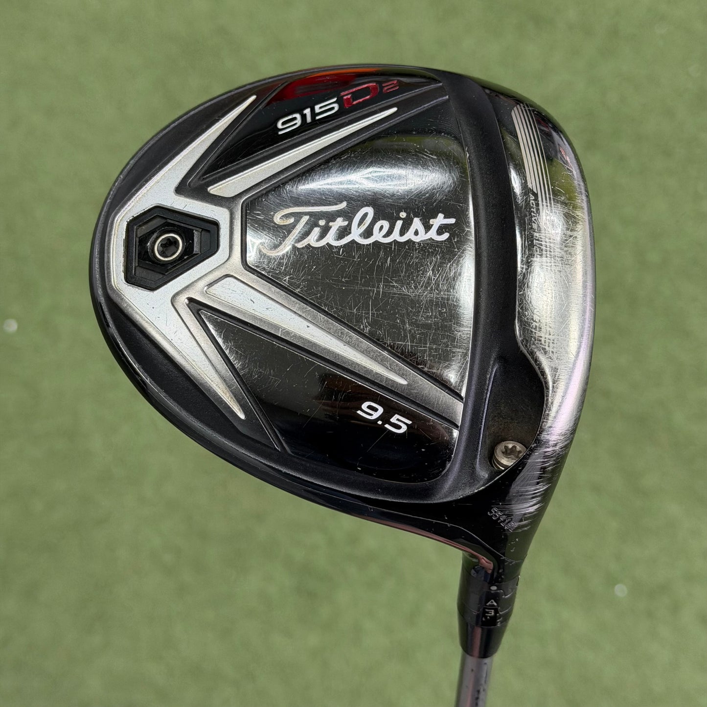 Titleist 915D2 Golf Driver / 9.5 Degree / Senior Flex - Pre Owned Golf 