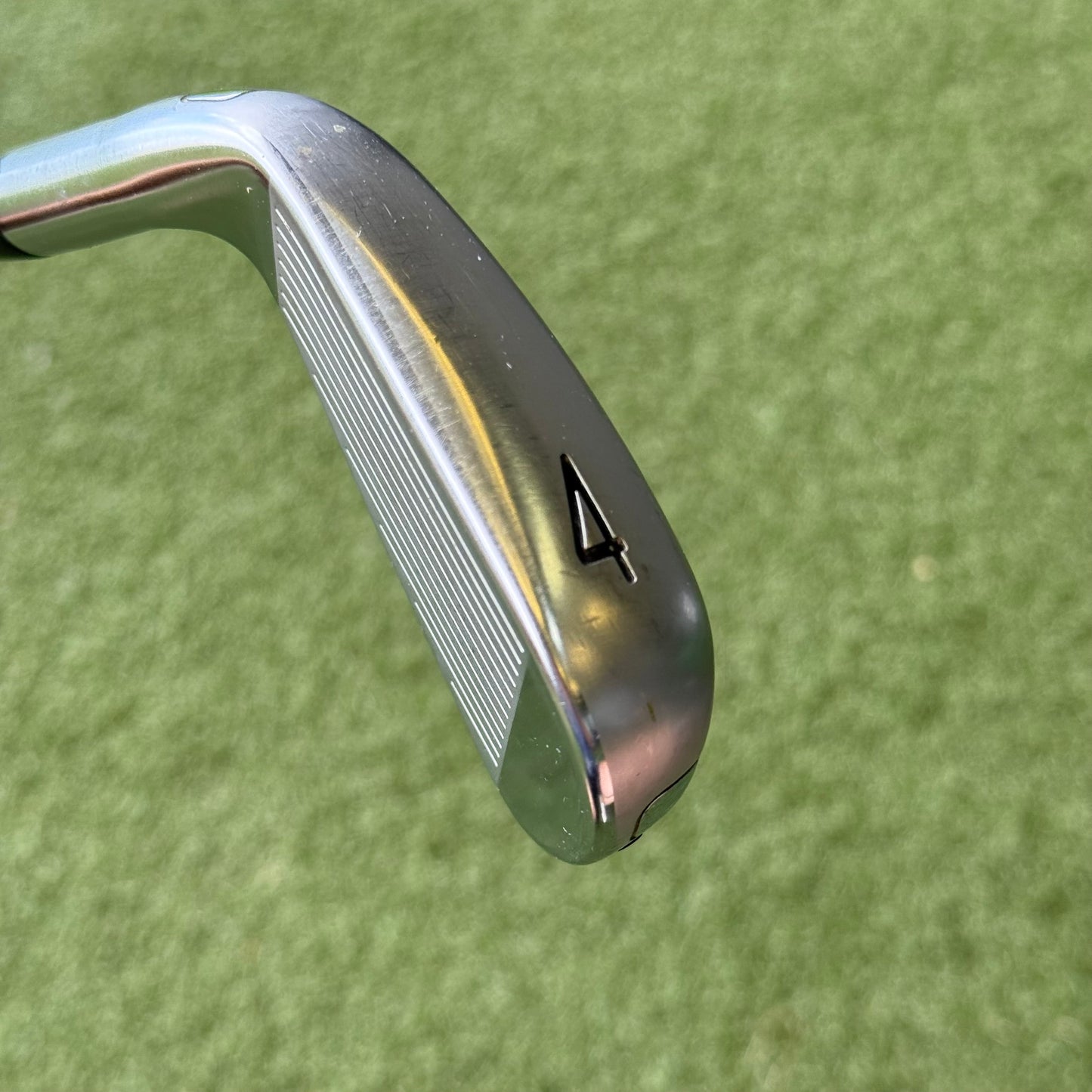 Titleist U500 #4 Iron / 23 Degree / Stiff Flex