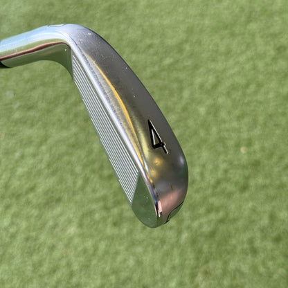 Titleist U500 #4 Iron / 23 Degree / Stiff Flex