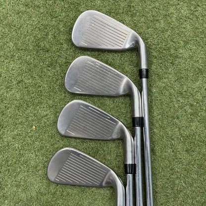 Callaway RAZR X Iron Set / 4-PW / Uniflex / Left Hand - Pre Owned Golf 
