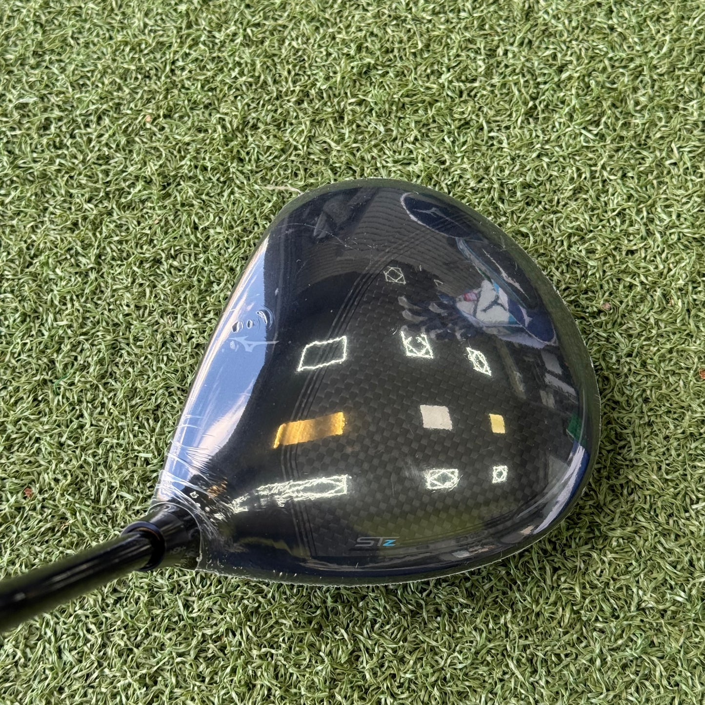 Mizuno ST-Z 230 Golf Driver / 9.5 Degree / Stiff Flex