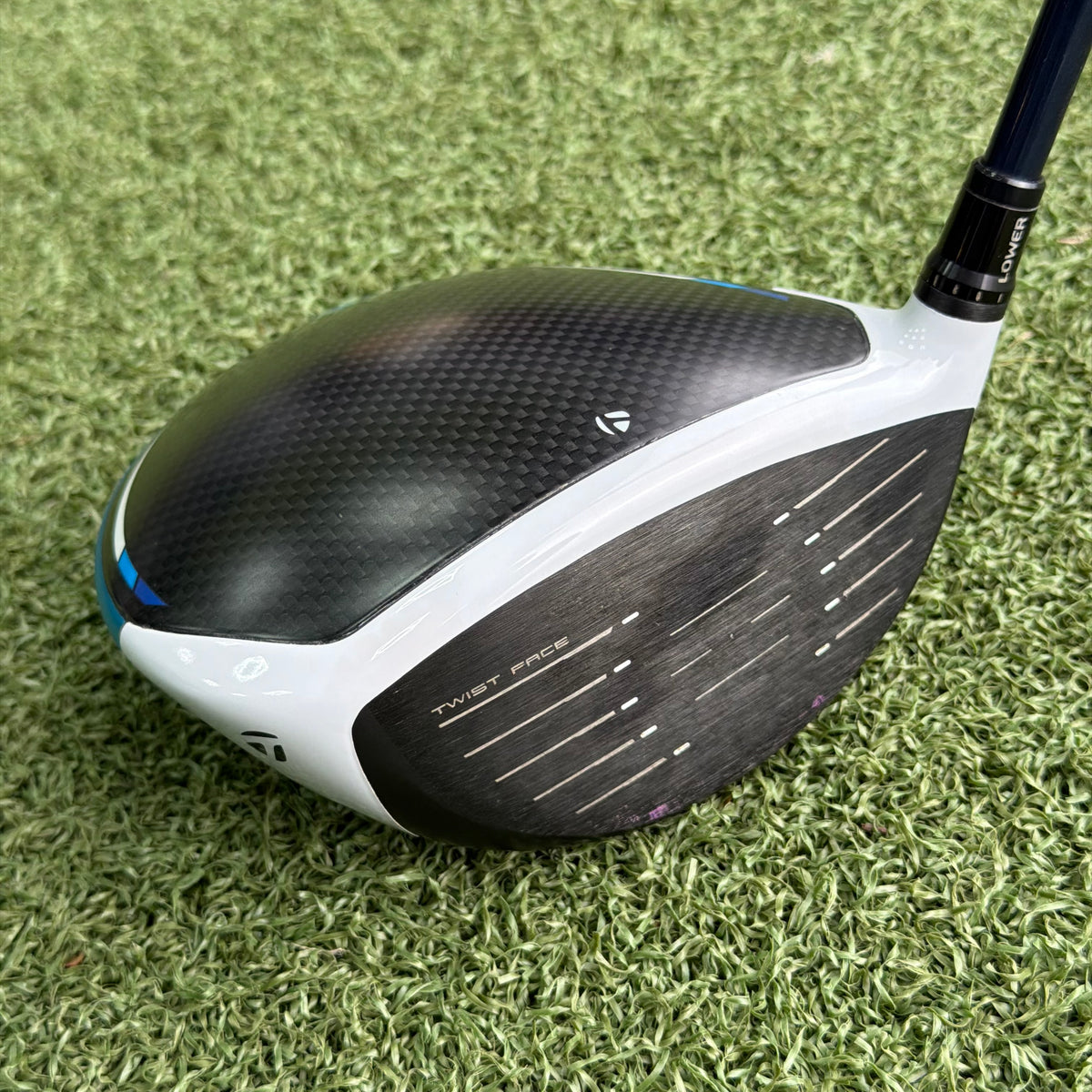 TaylorMade SIM2 Max Driver / 10.5 Degree / Regular Flex