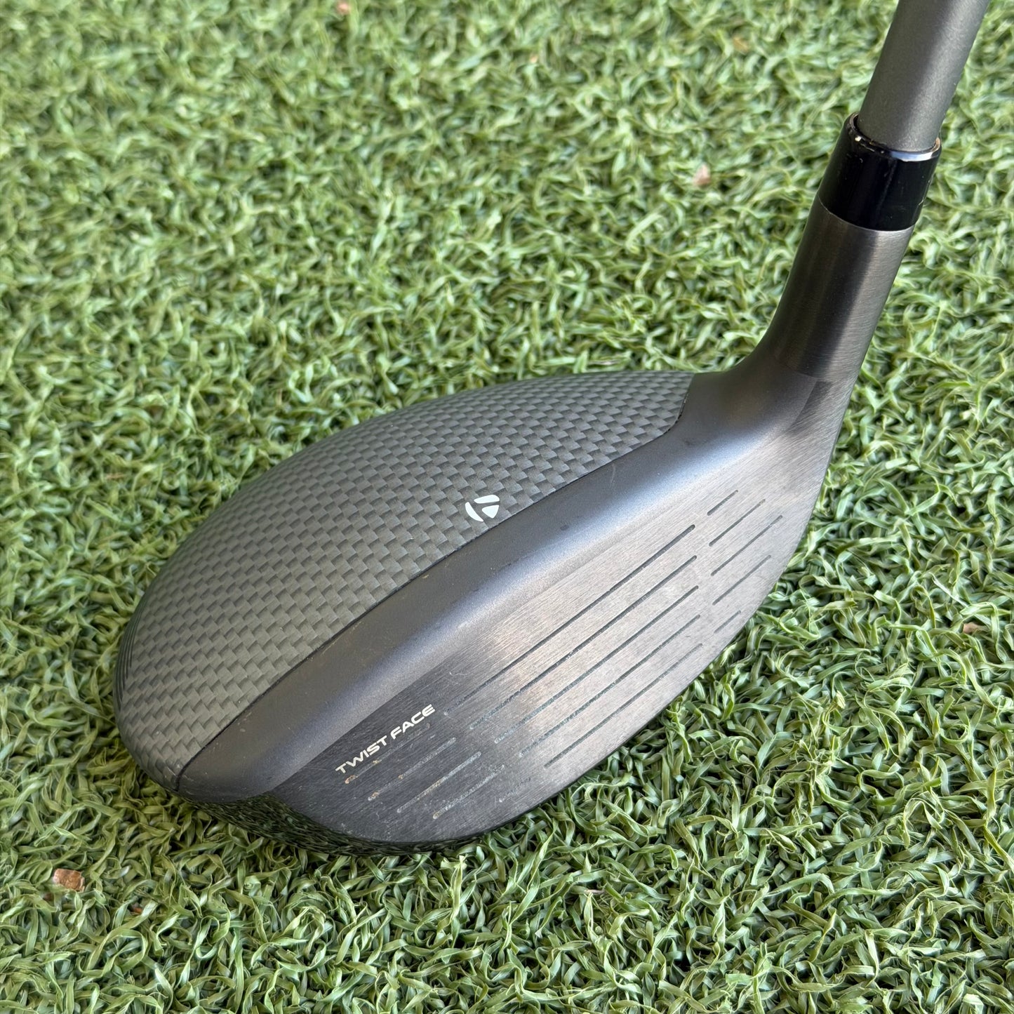 TaylorMade Qi35 Max #4 Hybrid / 23 Degree / Regular Flex