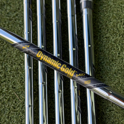 Srixon ZXi7 Forged Golf Iron Set / 5-PW / Stiff Flex Dynamic Gold 115 Shaft