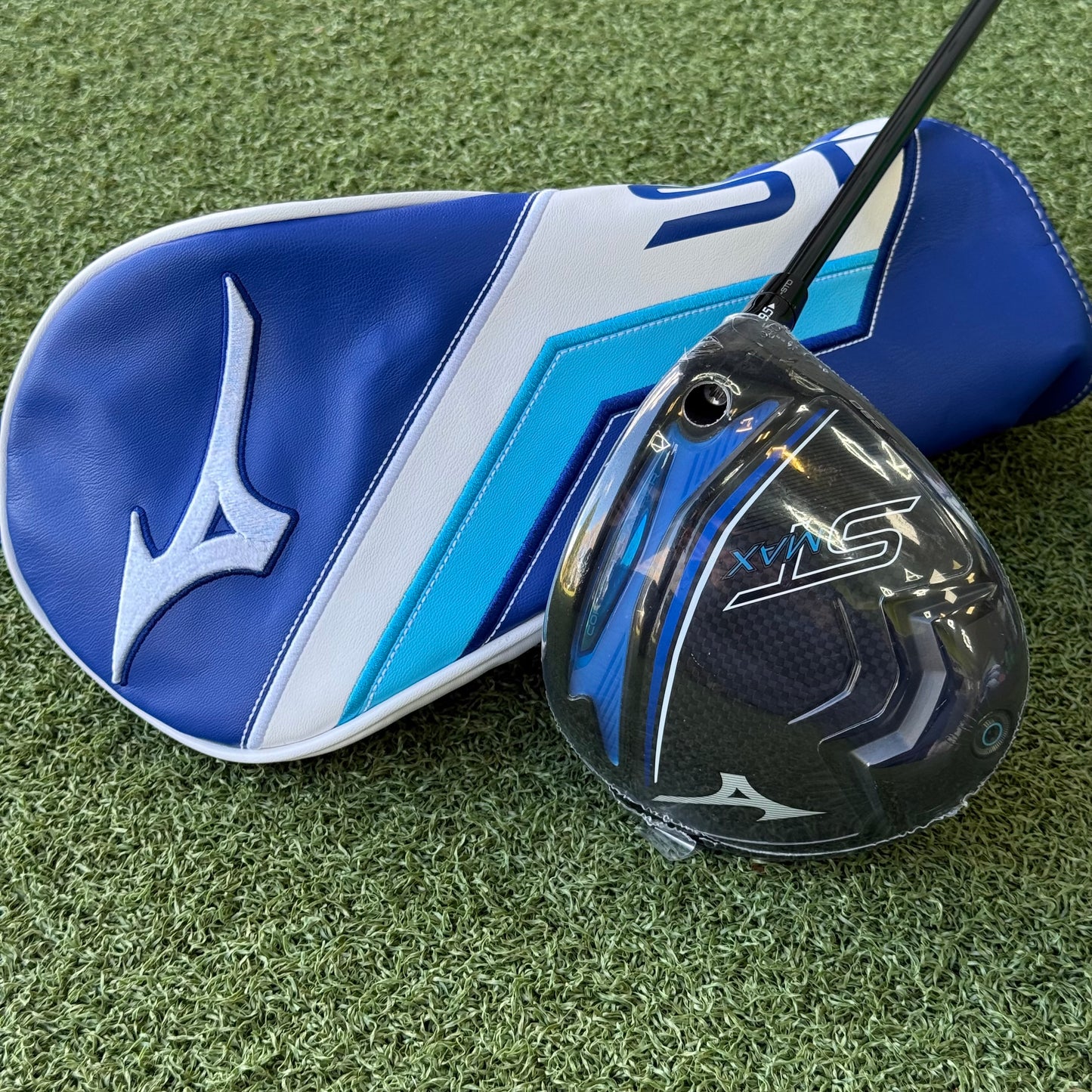 Mizuno ST-MAX 230 Golf Driver / 9.5 Degree / Regular Flex