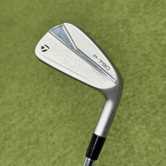 TaylorMade P790 2021 #7 Iron / 30.5 Degree / Stiff Flex