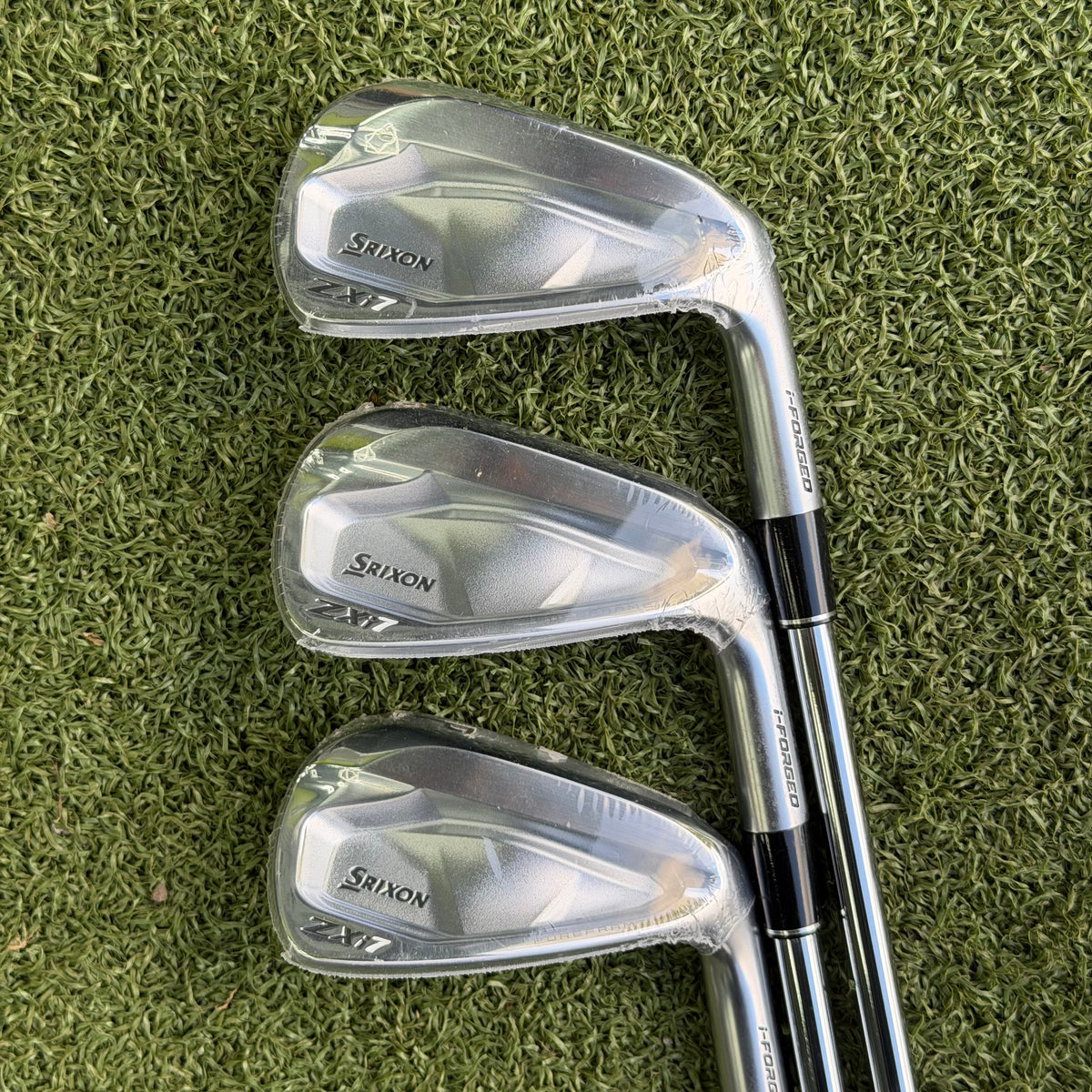 Srixon ZXi7 Forged Golf Iron Set / 5-PW / Stiff Flex Dynamic Gold 115 Shaft
