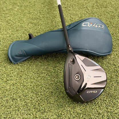 TaylorMade Qi4D #7 Fairway Wood / 21 Degree / X-Stiff Flex
