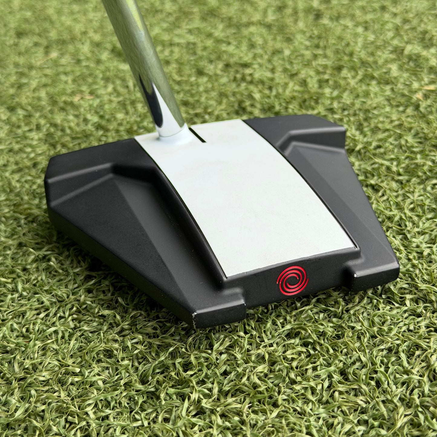 Odyssey White Hot Versa Twelve CS Putter / 34 Inch