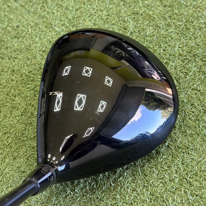 Titleist TSR3 Golf Driver / 9 Degree / Stiff Flex - Pre Owned Golf 