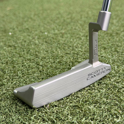Scotty Cameron Special Select Squareback 2 Putter / 34 Inch