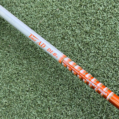 Titleist TSi3 Golf Driver / 9 Degree / Tour AD Stiff Flex Shaft
