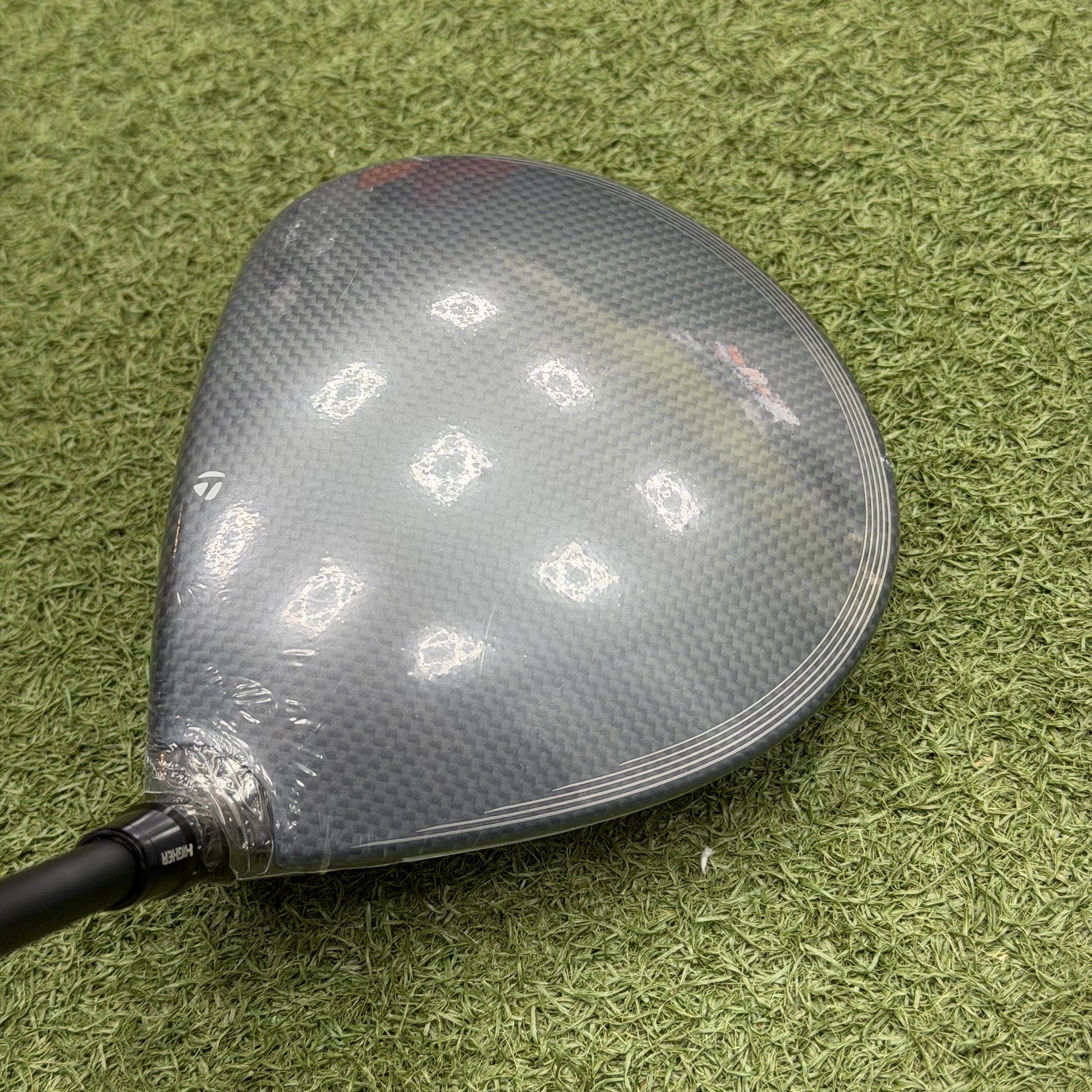 TaylorMade Qi35 Max Lite Golf Driver / 10.5 Degree / Regular Flex - Pre Owned Golf 
