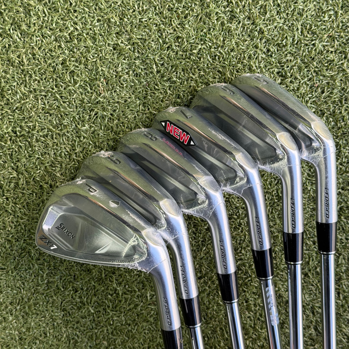 Srixon ZXi7 Forged Golf Iron Set / 5-PW / Stiff Flex Dynamic Gold 115 Shaft