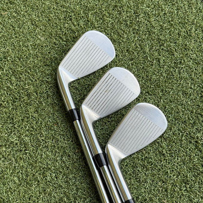Titleist T100 2021 Iron Set / 4-PW / Stiff Flex