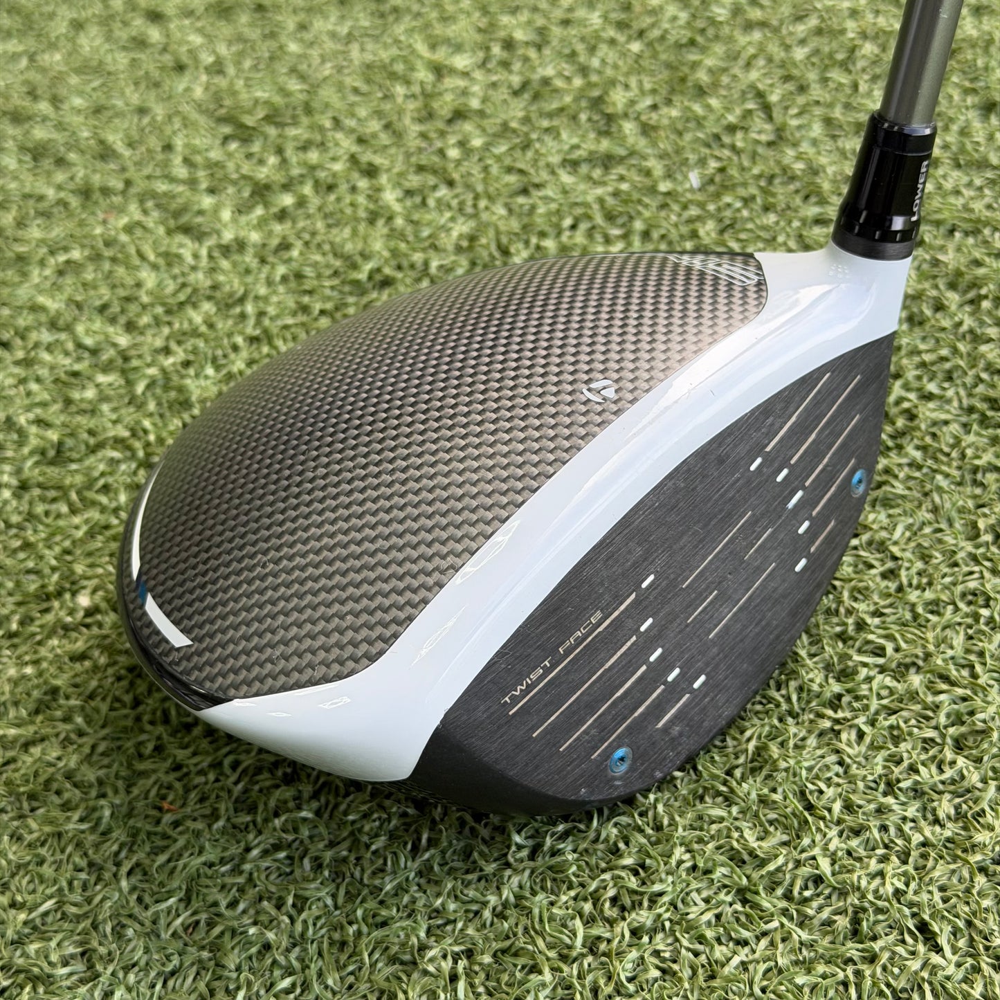 TaylorMade SIM MAX D Golf Driver / 10.5 Degree / Regular Flex