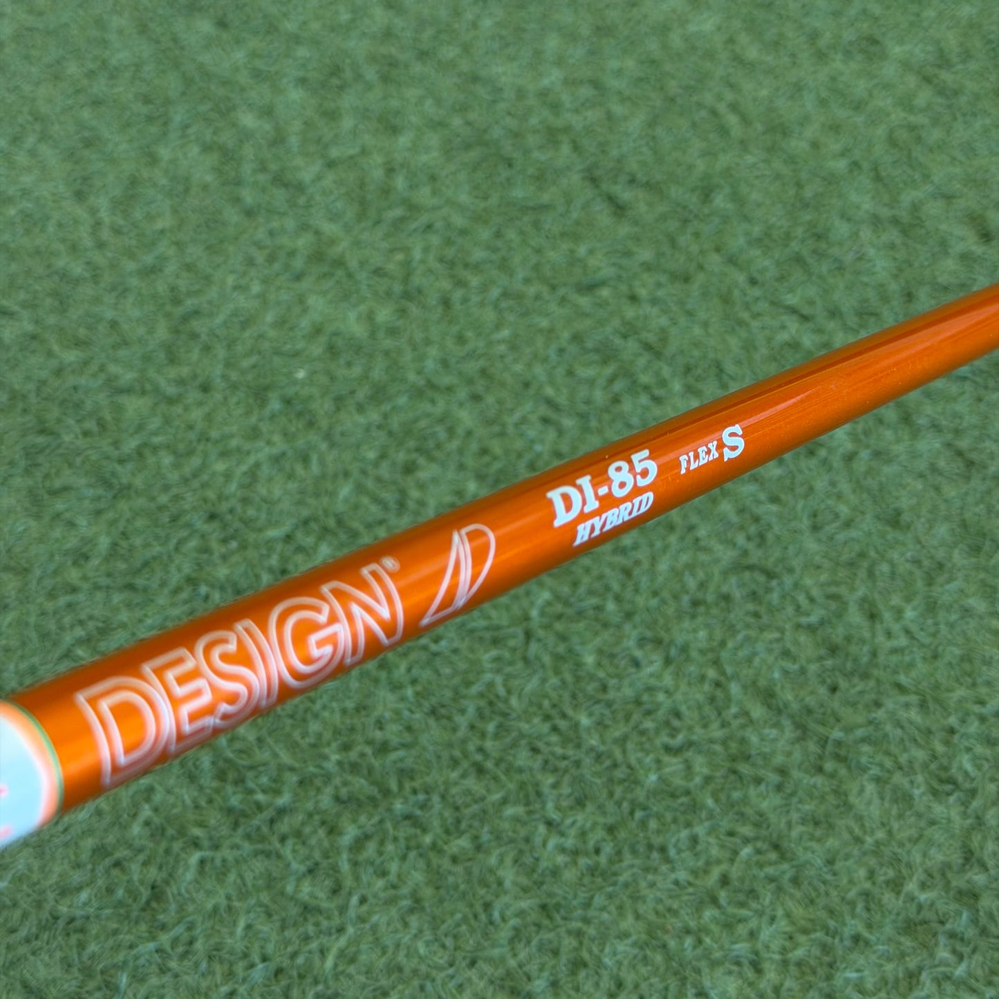 Tour AD Graphite Design DI-85 Iron Shaft / Stiff Flex