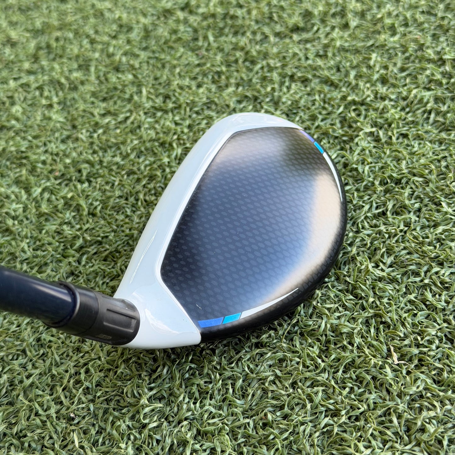 TaylorMade SIM2 Max #4 Hybrid / 22 Degree / Regular Flex