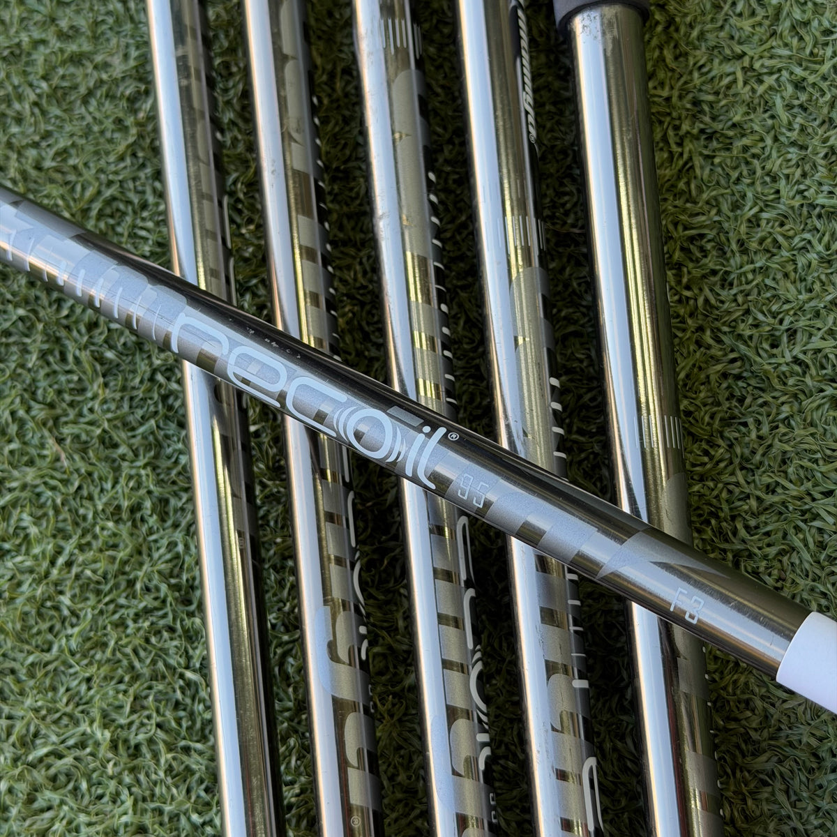 Callaway Apex CF16 Forged Golf Iron Set / 5-PW / Regular Flex - Pre Owned Golf 