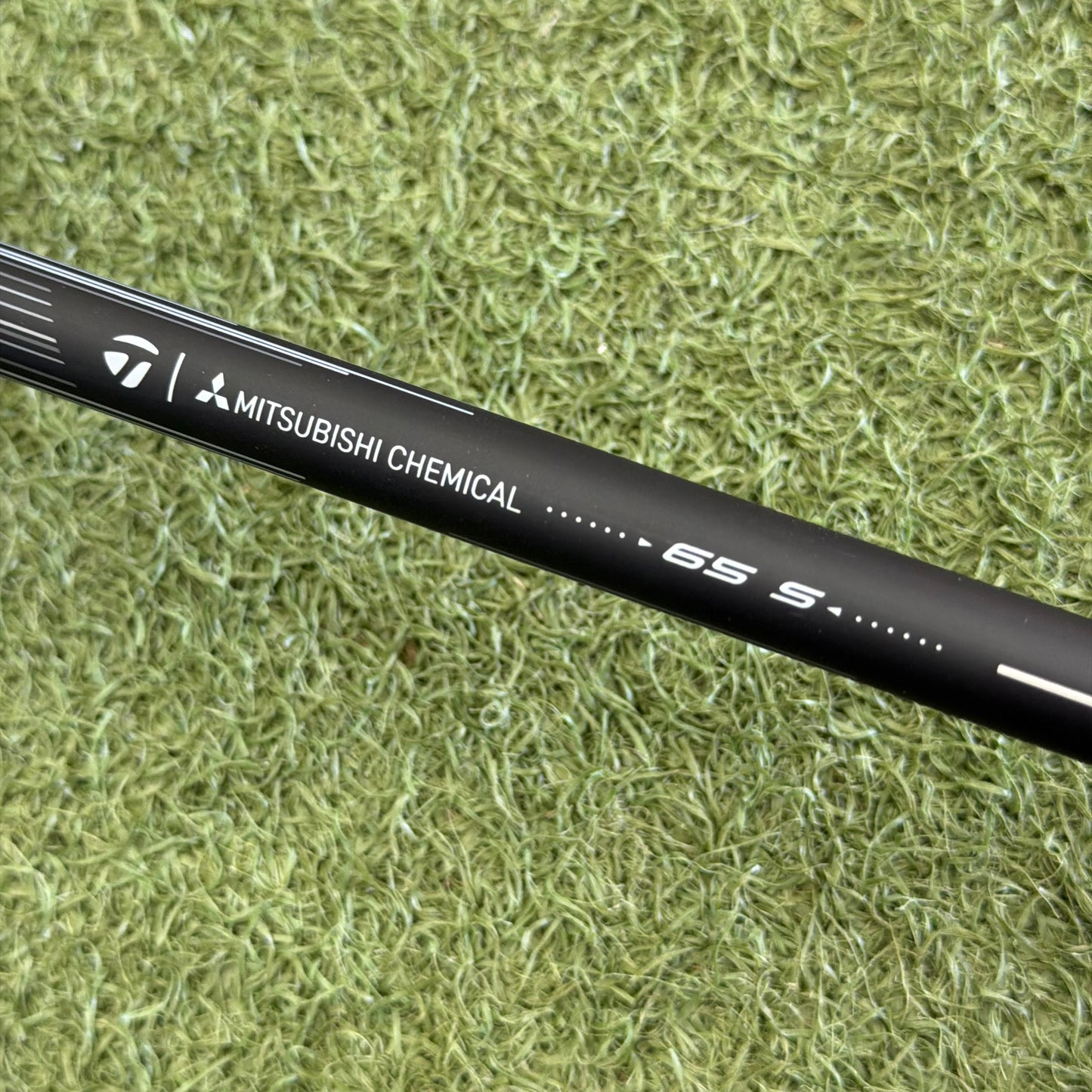 TaylorMade Qi4D #5 Fairway Wood / 18 Degree / Stiff Flex
