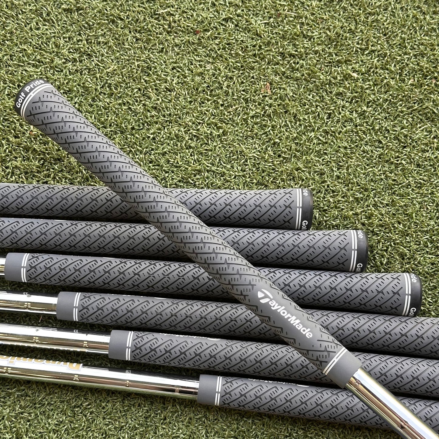 TaylorMade P790 '23 Iron Set / 4-PW / Stiff Flex