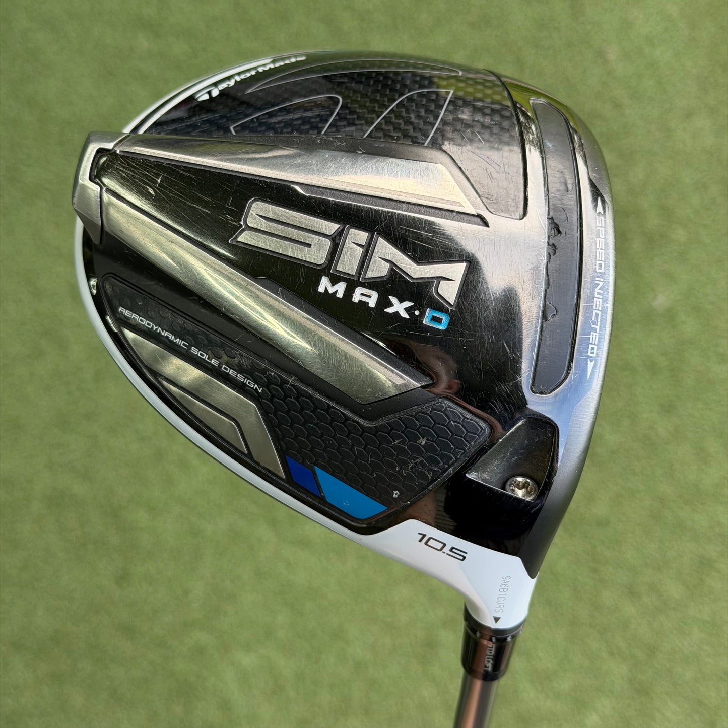 TaylorMade SIM MAX D Golf Driver / 10.5 Degree / Regular Flex