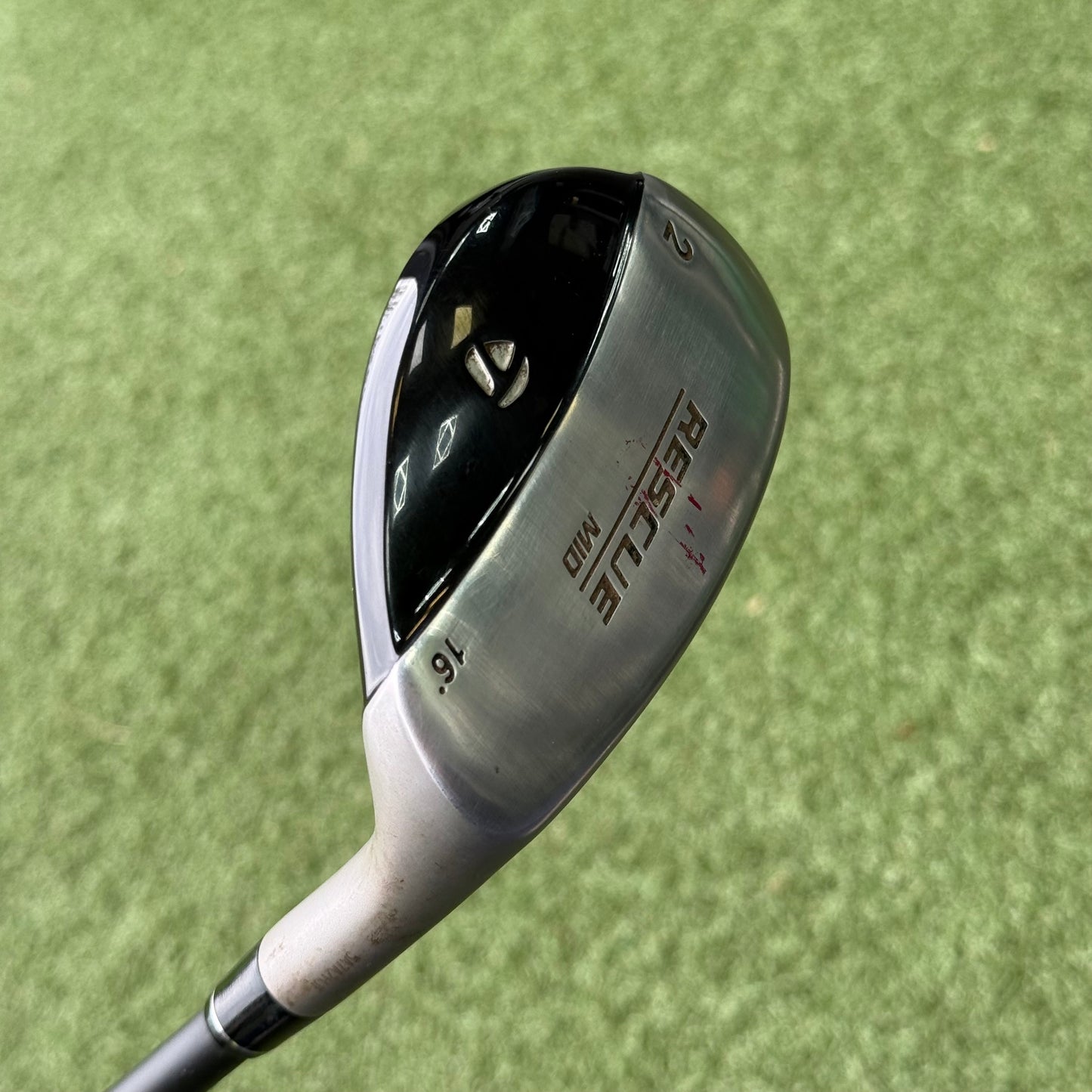 TaylorMade Rescue Mid #2 Hybrid / 16 Degree / Stiff Flex