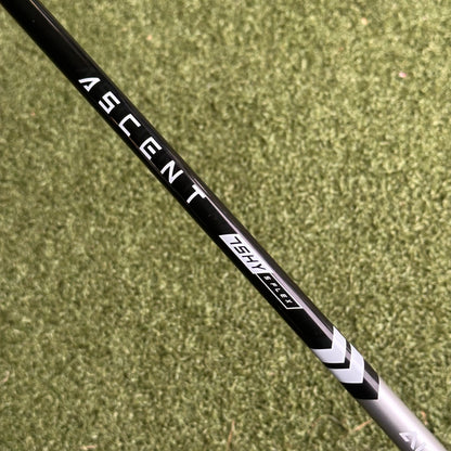 TaylorMade Stealth DHY 2 Iron / 17 Degree / Stiff Flex