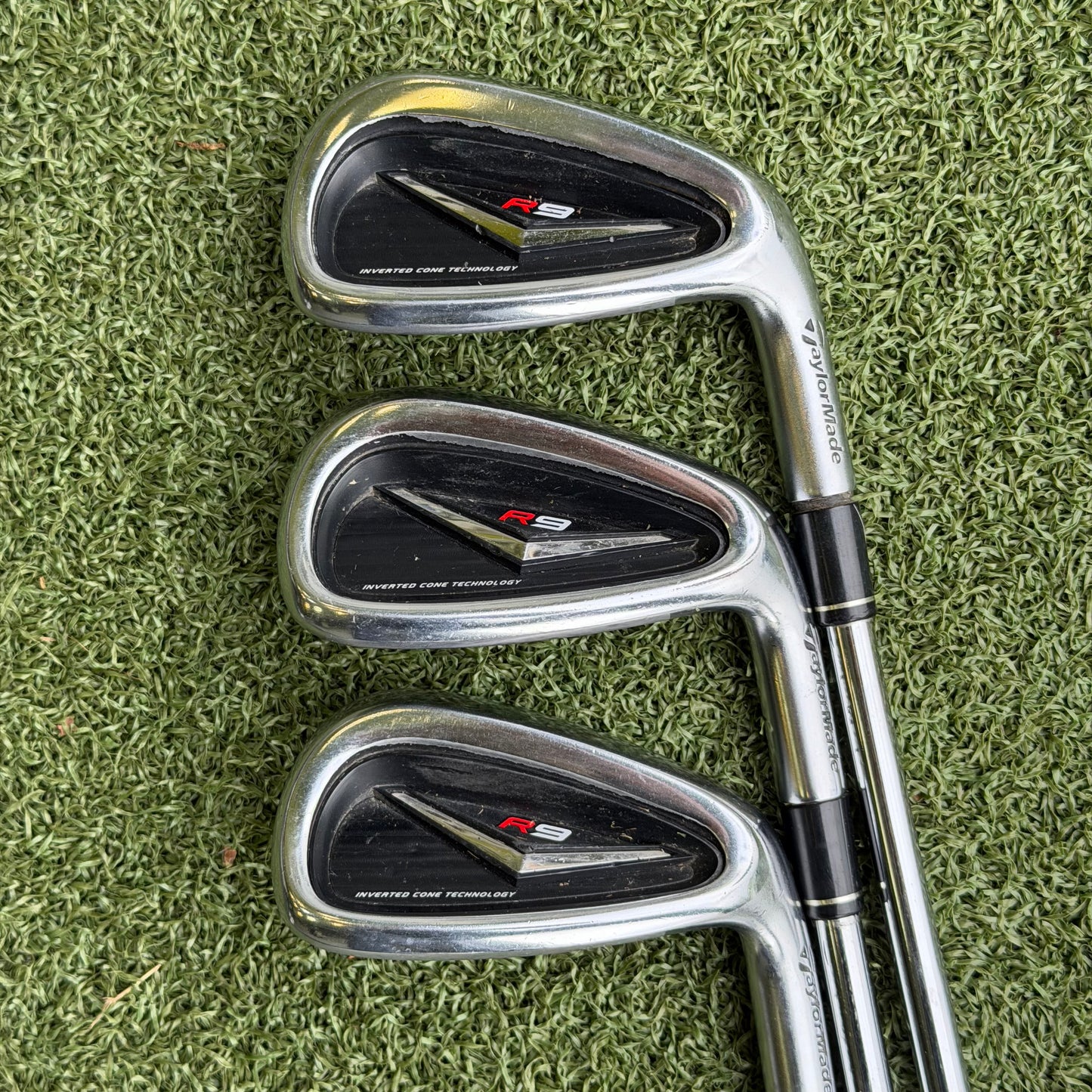 TaylorMade R9 Iron Set / 4-PW / Regular Flex
